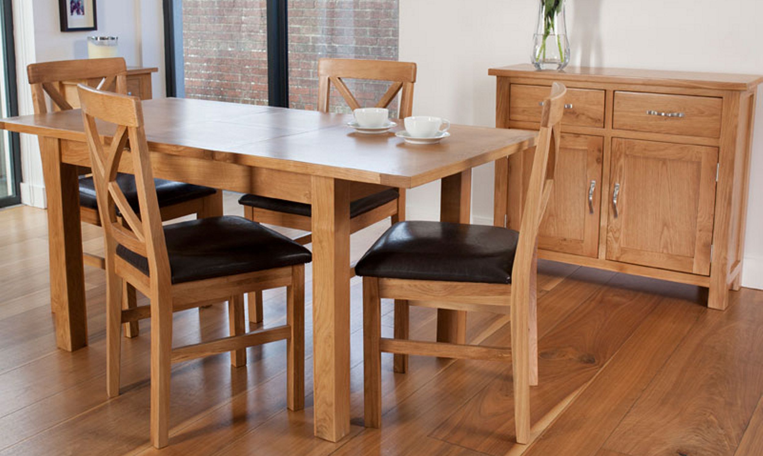 Arun Furnishers Ltd based in Littlehampton, West Sussex supply quality furniture for the home - dining romm and cabinets